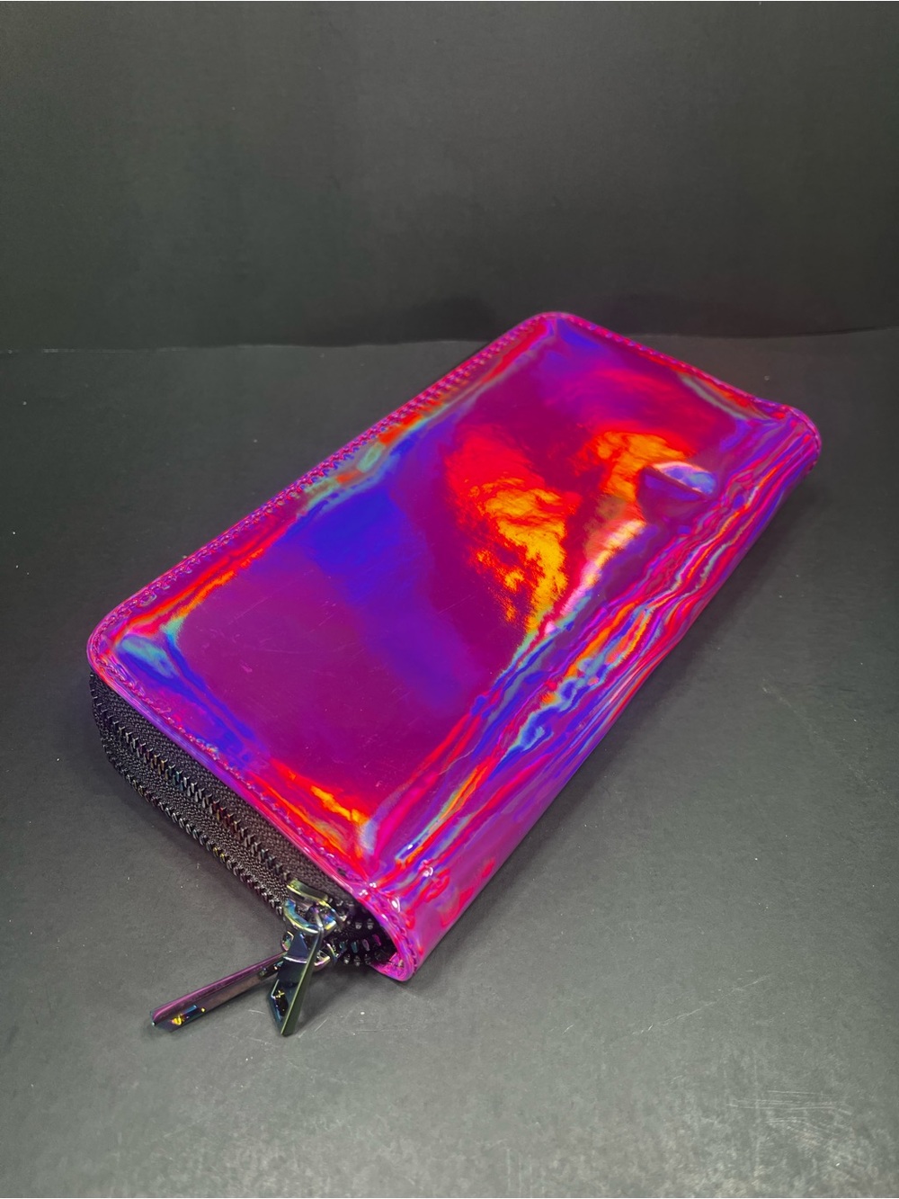 Y2K Iridescent Holographic Zip Wallet in Vivid Pink Fuchsia Rainbow Zipper New!
